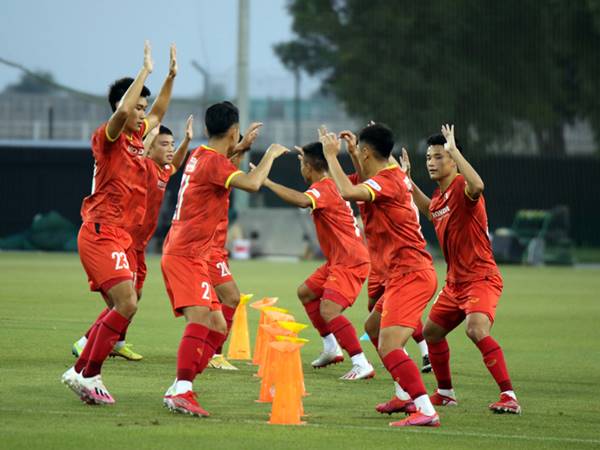 Bóng đá VN chiều 15/10: U23 Việt Nam có đầy đủ lực lượng
