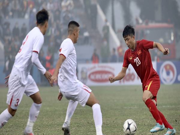 Bóng đá Việt Nam ngày 3/11: V-League vươn tầm châu Á