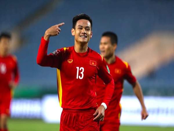 7 cầu thủ Việt Nam bị HLV Troussier quay lưng tại Asian Cup