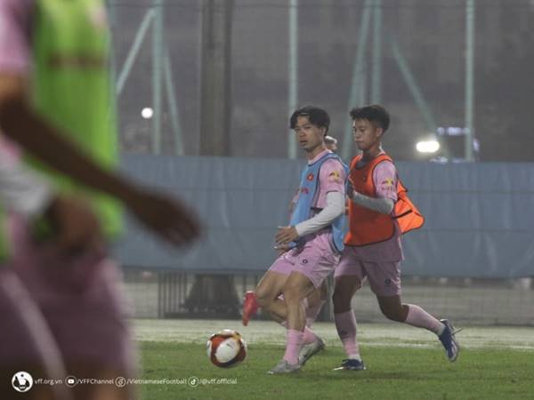 Bóng đá VN 15/3: Công Phượng phải tập cùng U23 Việt Nam